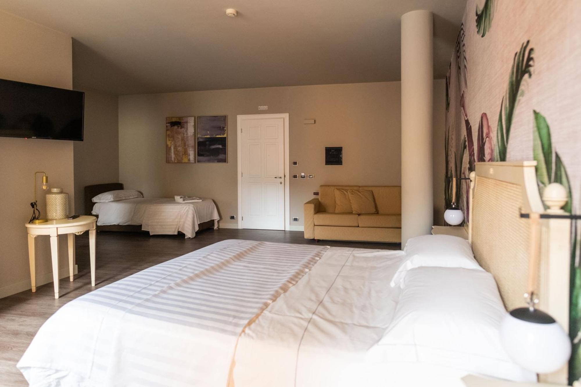 Trepiasi Hotel Cortemilia Luaran gambar